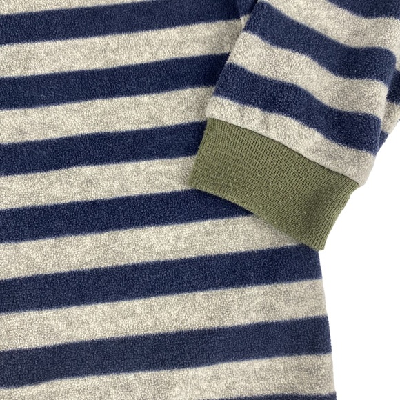 OshKosh Fleece Footed Pajamas - Size 5T - Picture 2 of 5